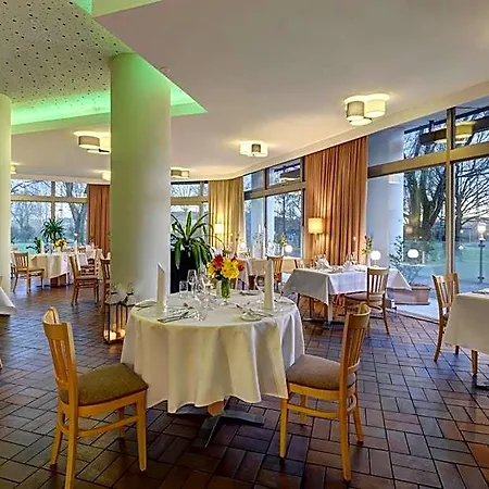 Ringhotel Parkhotel מלון 3*