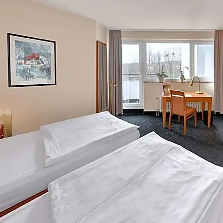 מלון Ringhotel Parkhotel 3*